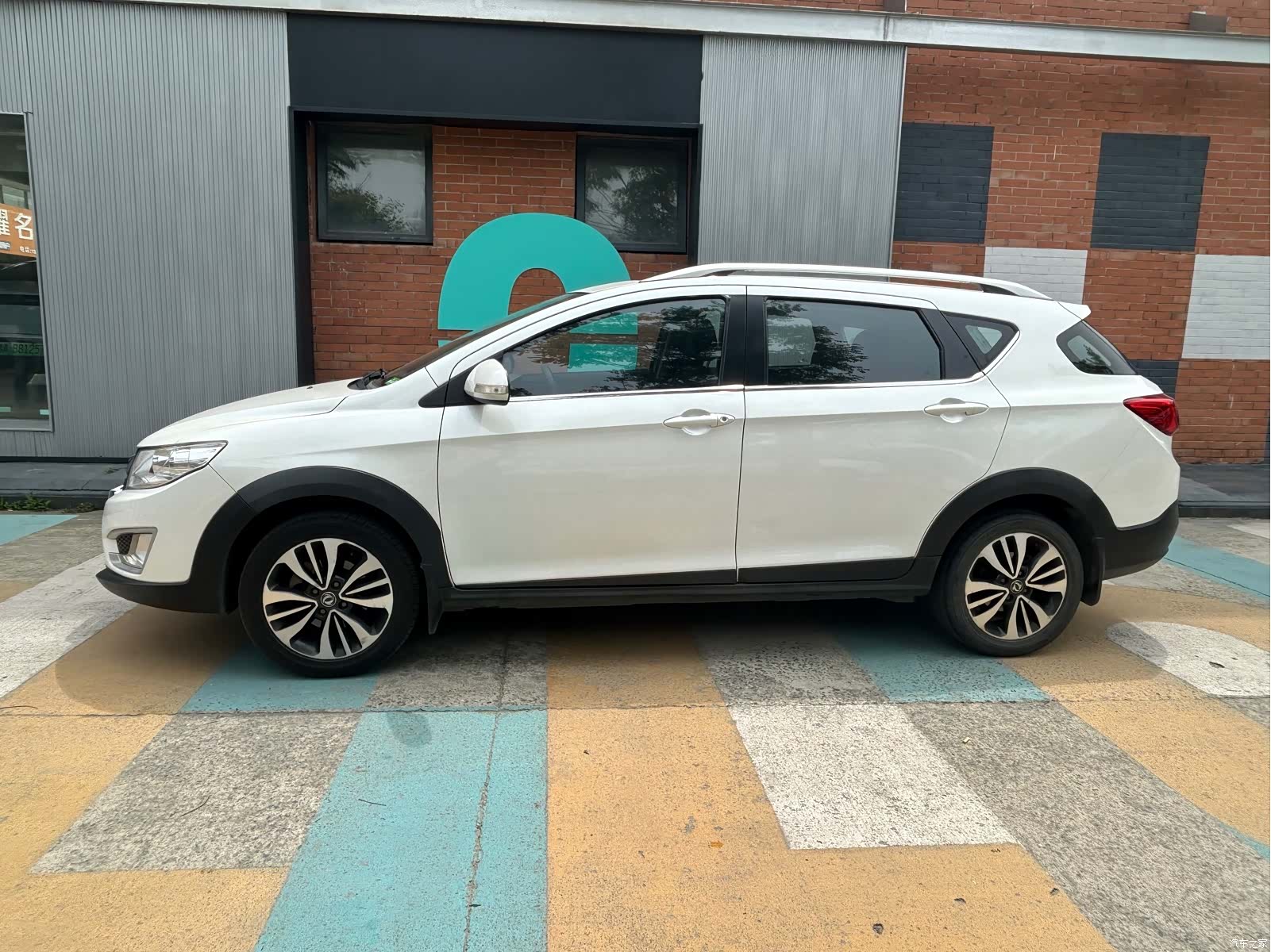 DongFeng AX3, 2017 2
