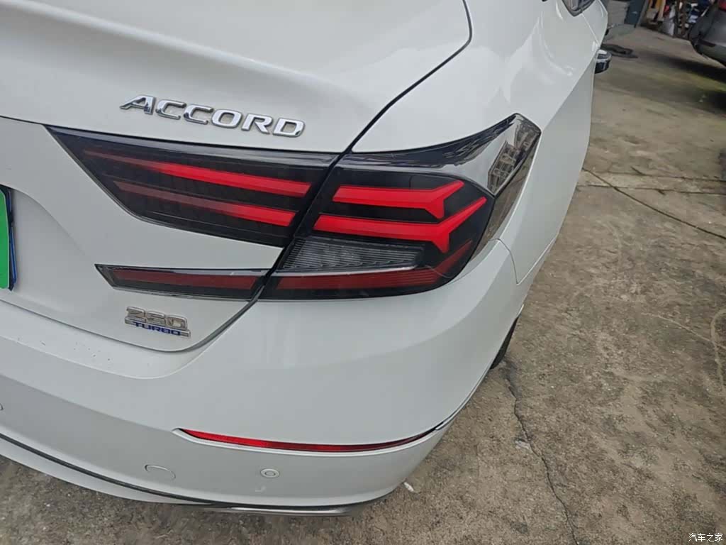 Honda Accord, 2018 8