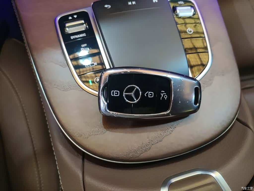 Mercedes-Benz E-Class, 2022 9