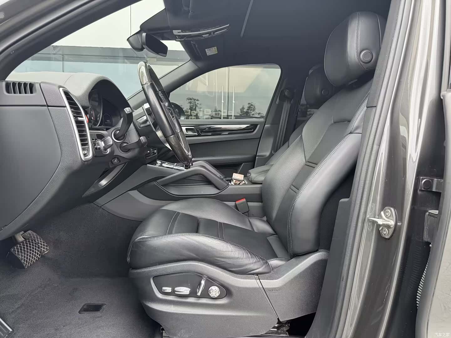 Porsche Cayenne, 2021 все фото