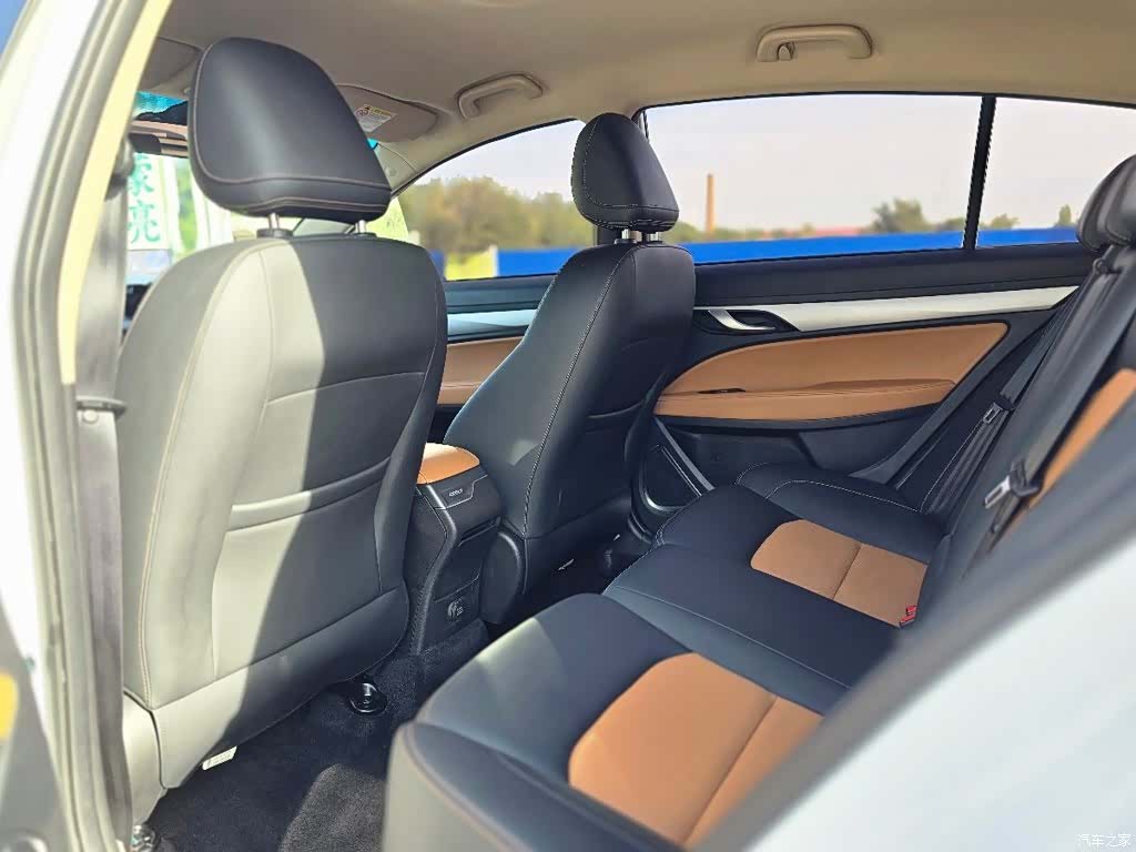 Geely S1, 2018 8