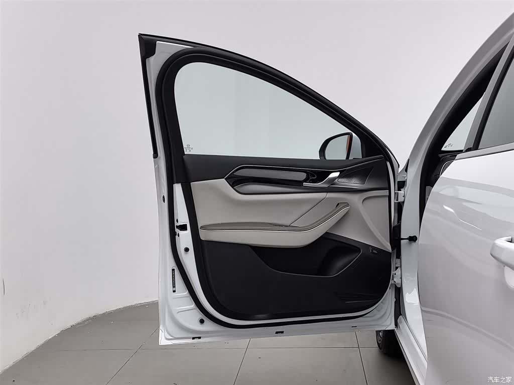 BYD Qin, 2023 8