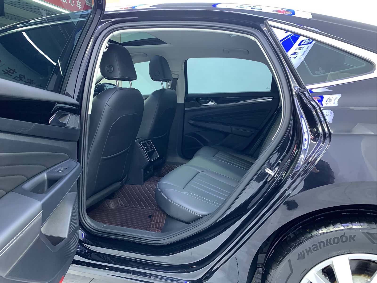 Volkswagen Passat, 2022 11