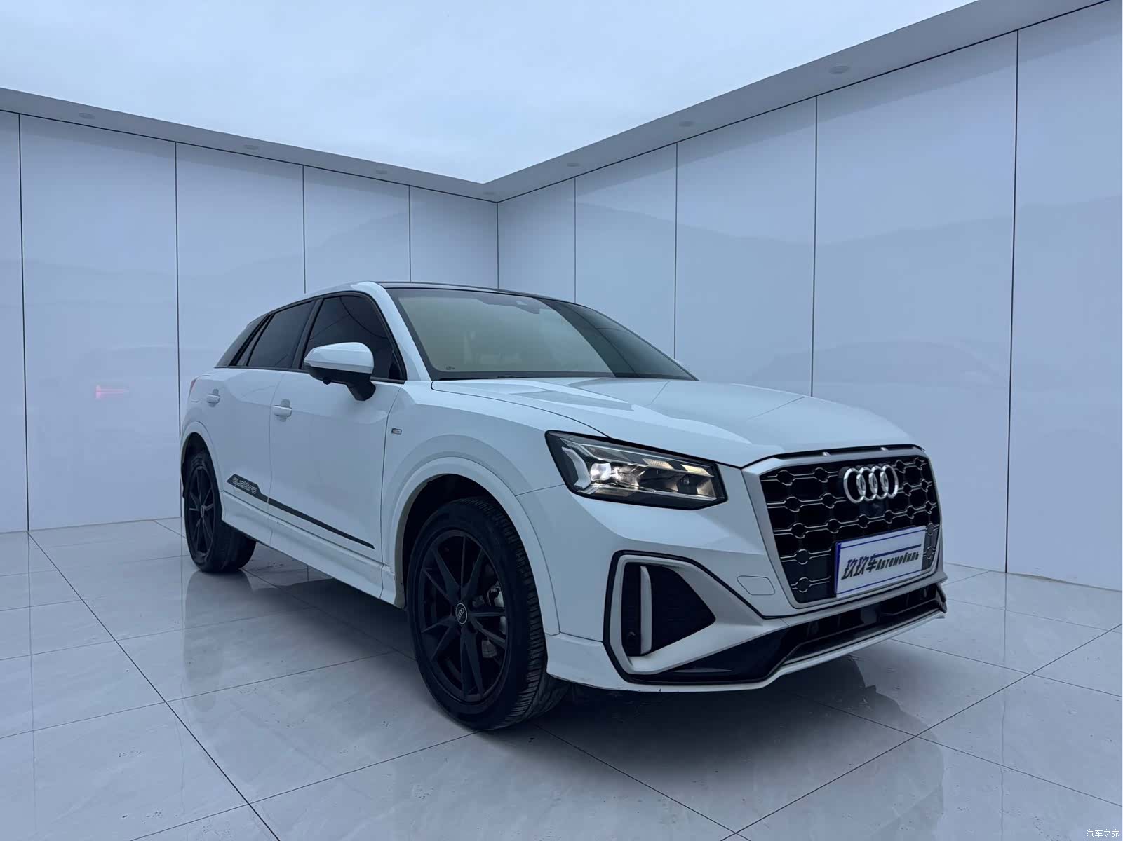 Audi Q2L, 2022 3
