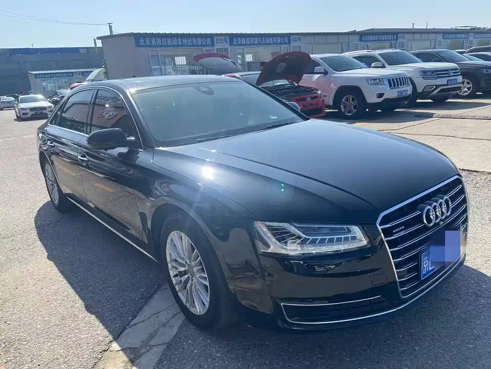 Audi A8