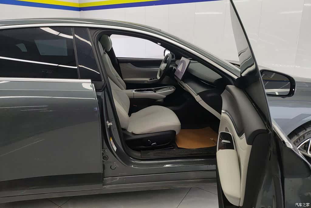 Changan Eado, 2024 8