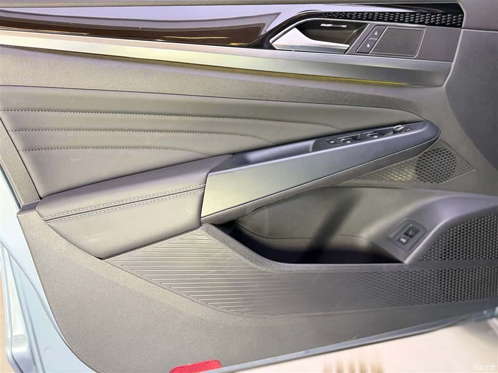 Volkswagen Passat, 2021 28
