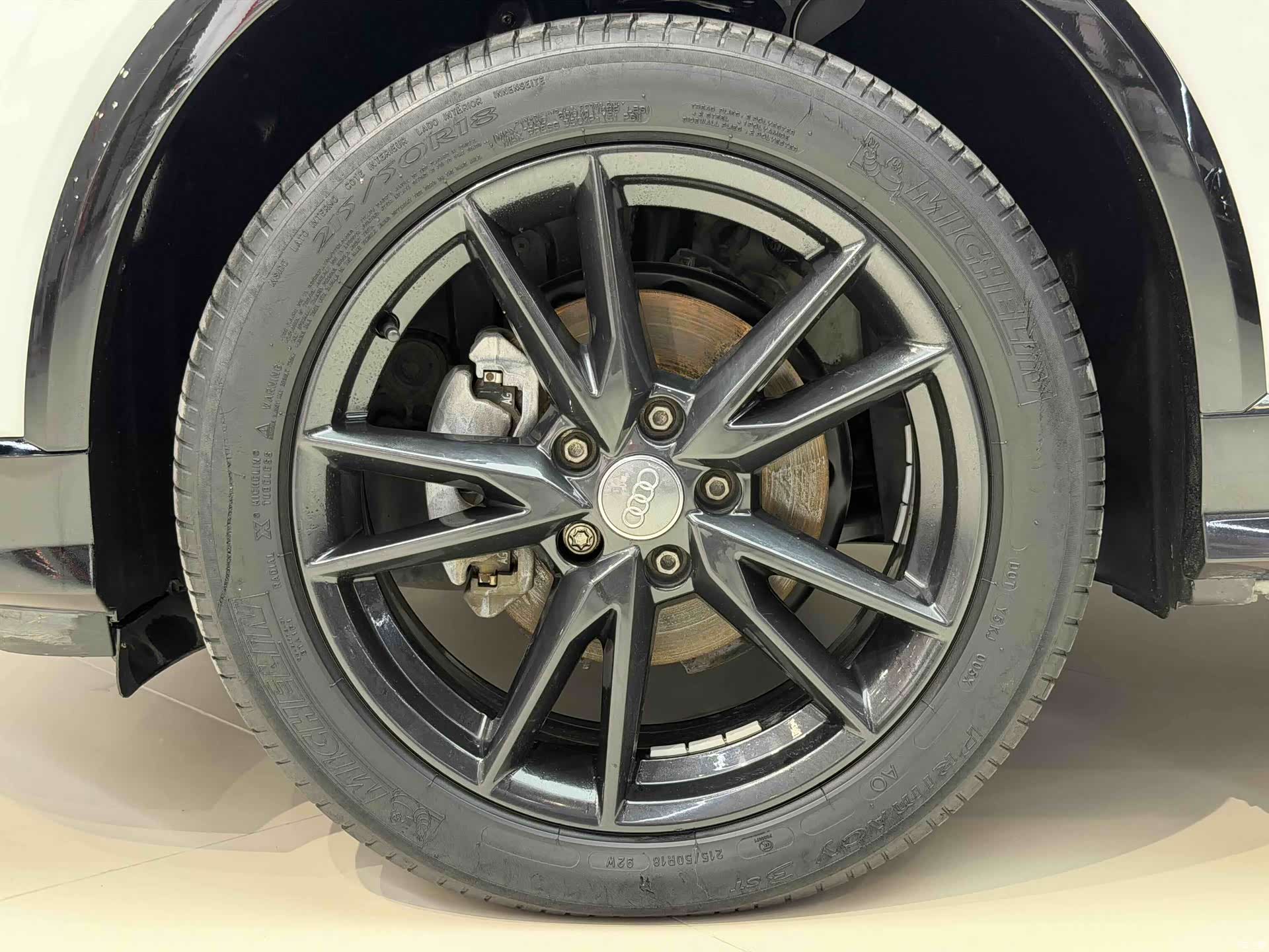 Audi Q2L, 2019 7