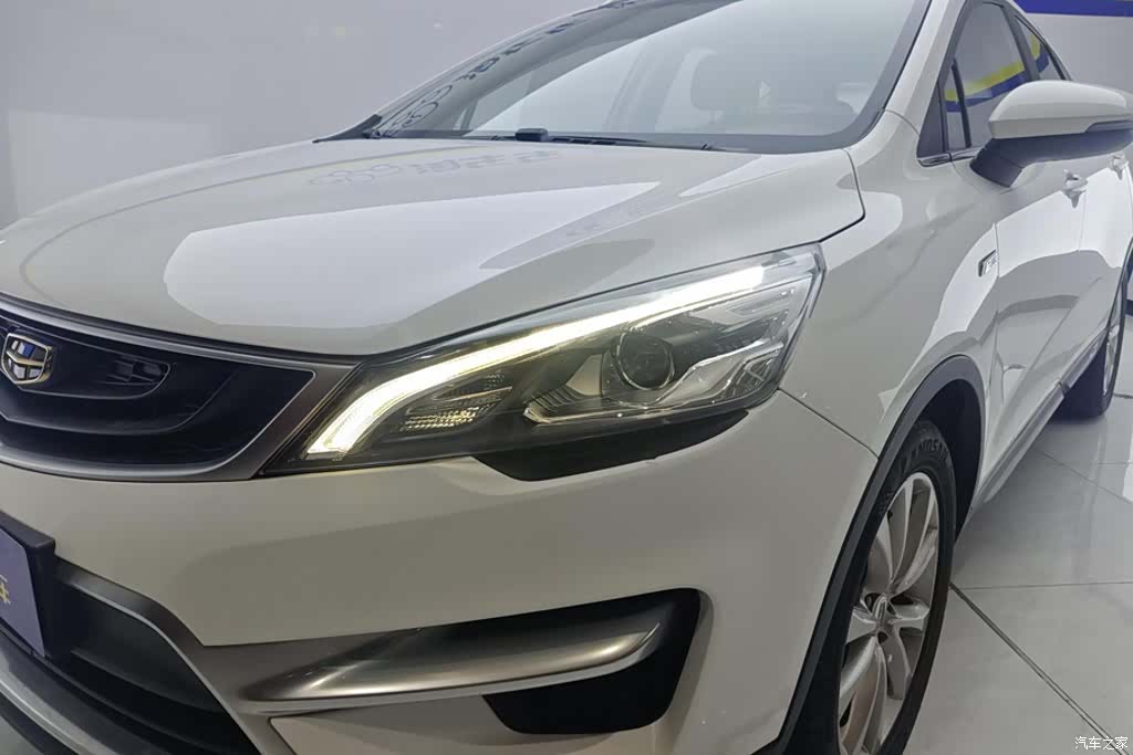 Geely Emgrand, 2018 все фото