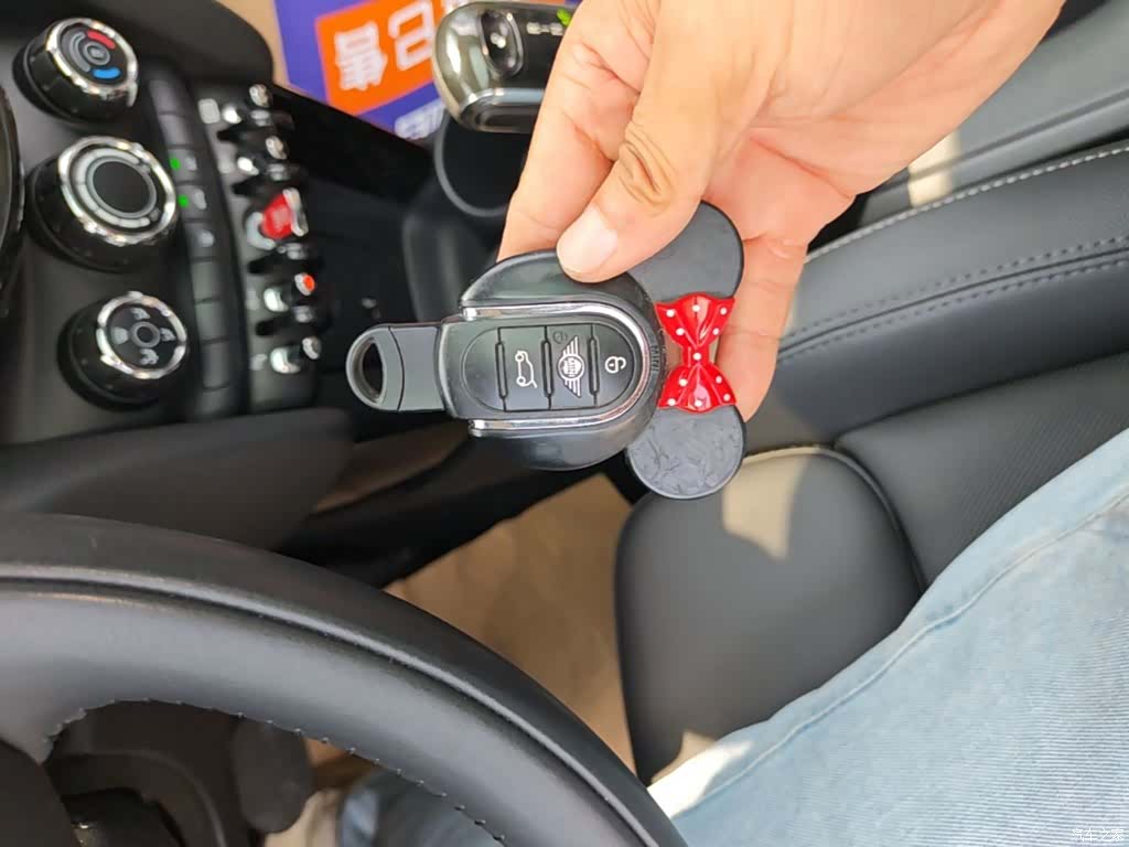 Mini ONE, 2021 9