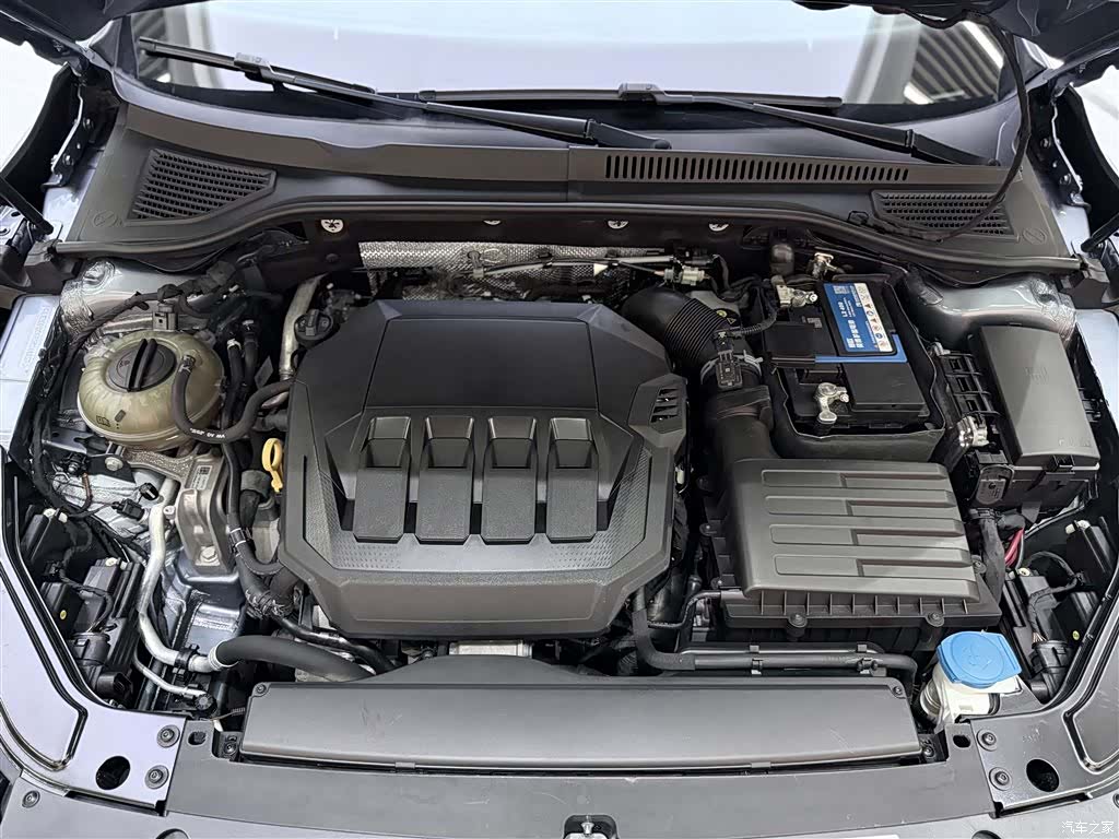 Volkswagen Passat, 2021 12