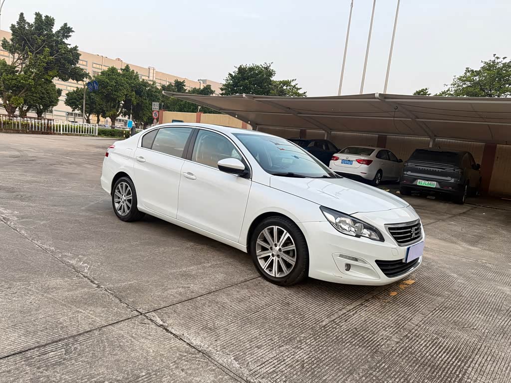Peugeot 408