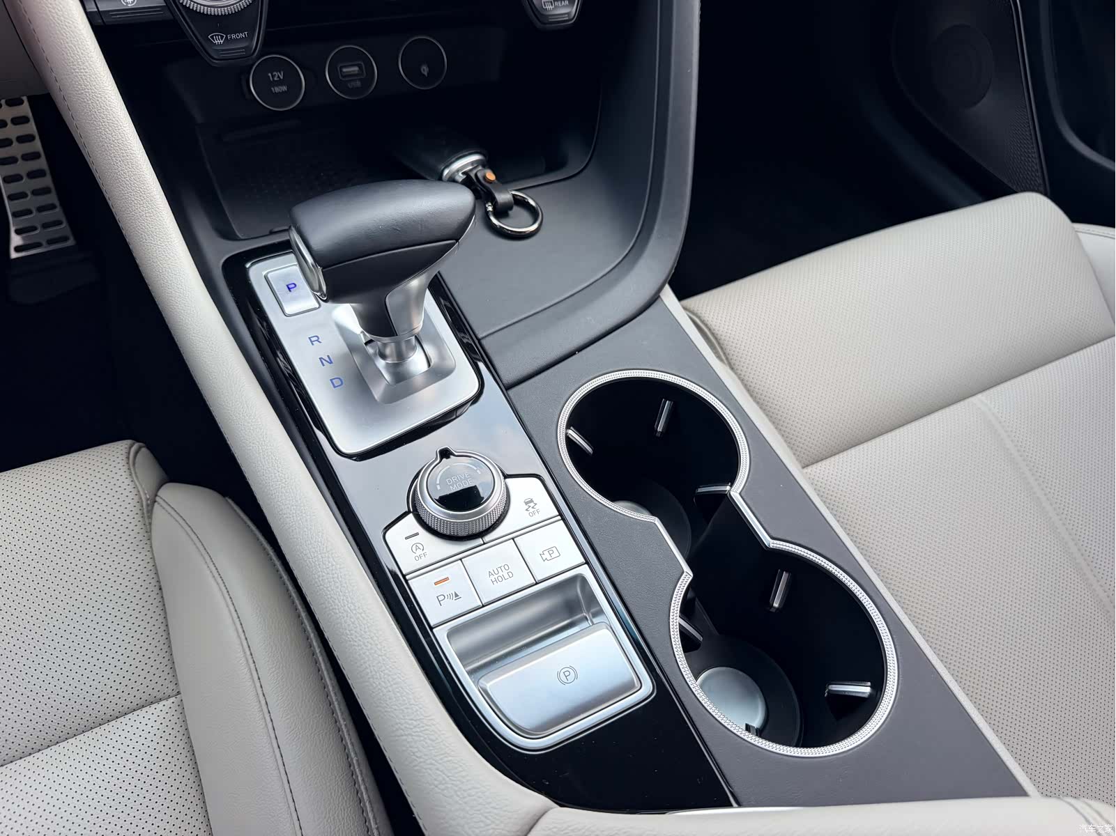 Genesis G70, 2022 13