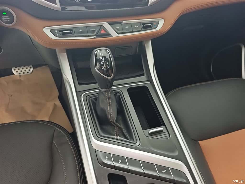 Geely X6, 2018 14