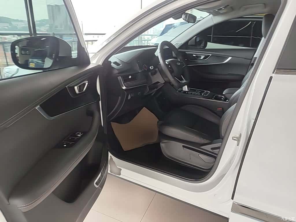 Chery Tiggo 8, 2024 16