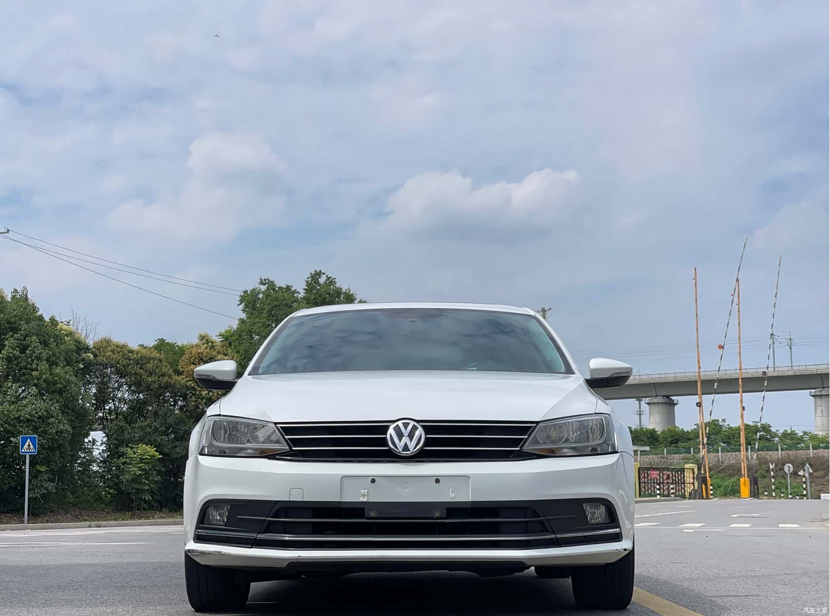 Volkswagen Sagitar, 2017 2