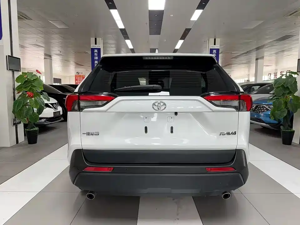 Toyota RAV4 Rongfang