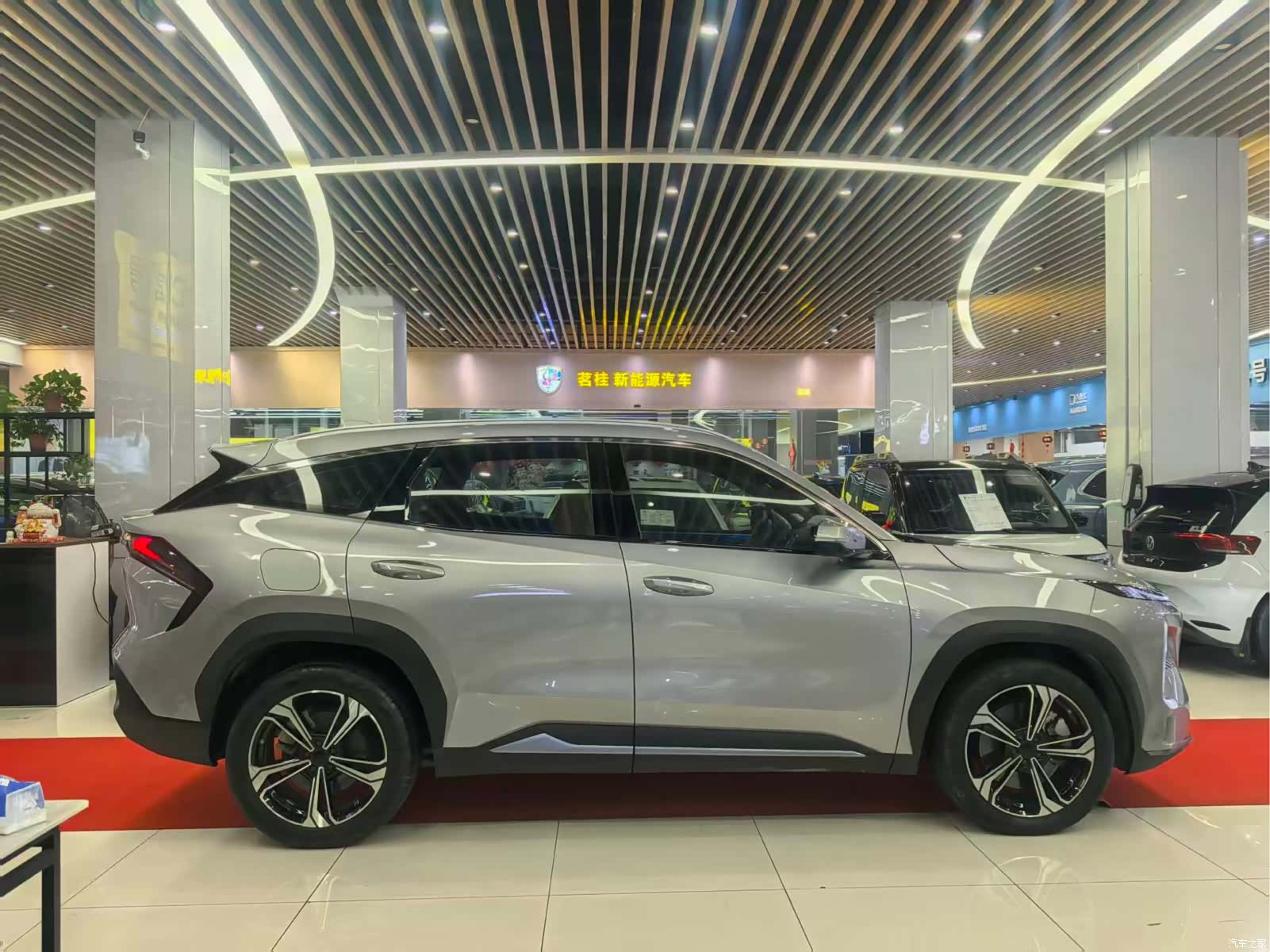 Geely Galaxy L7, 2023 все фото