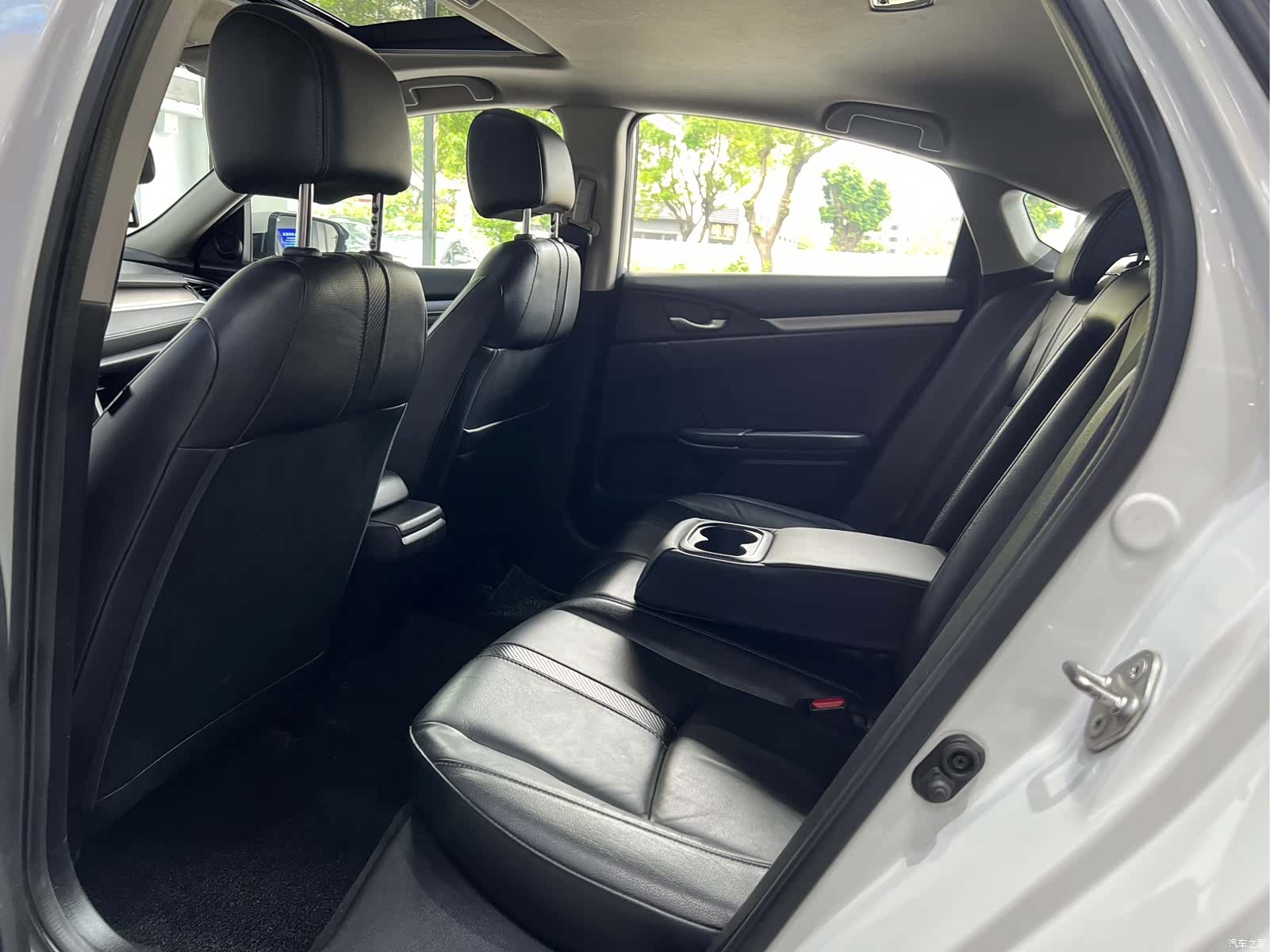 Honda Civic, 2018 9