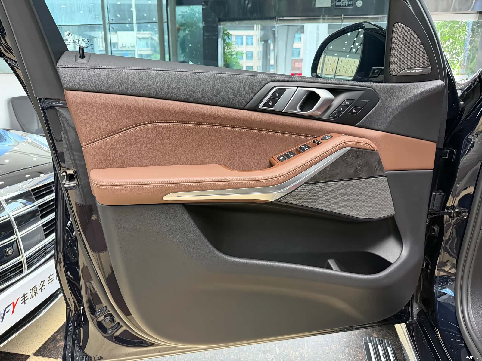 BMW X5, 2021 все фото