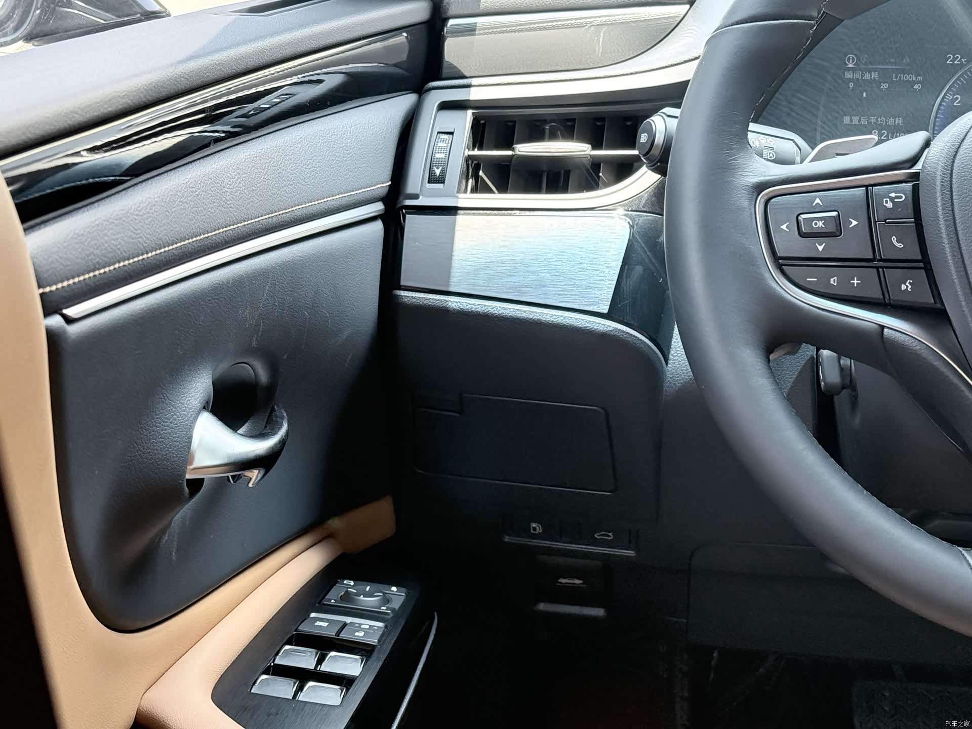 Lexus ES, 2024 14