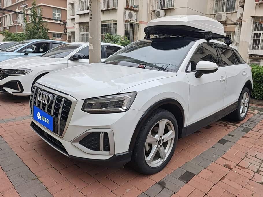 Audi Q2L