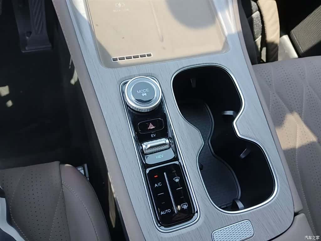 Chery Tiggo 8 Plus, 2024 14