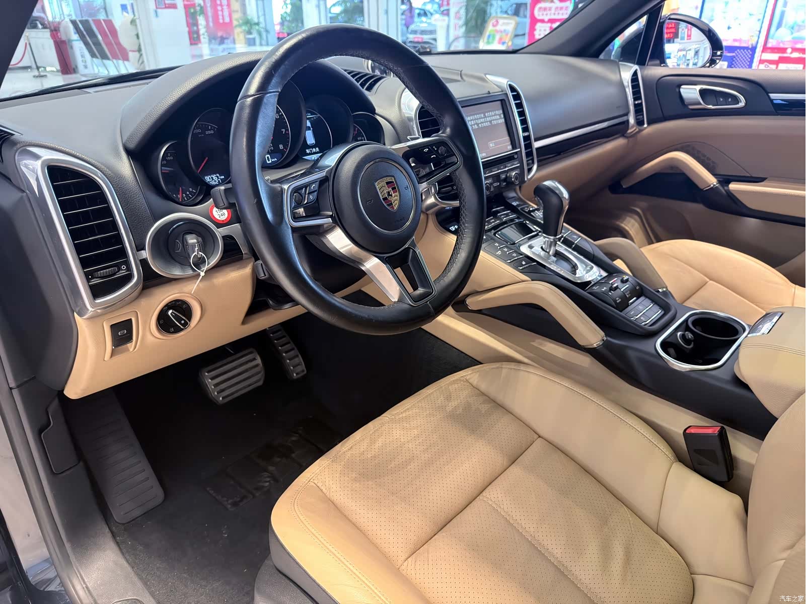 Porsche Cayenne, 2015 6