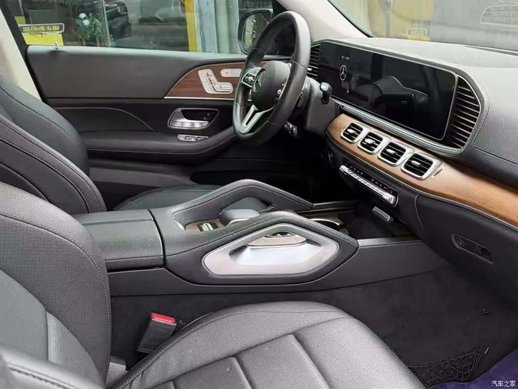 Mercedes-Benz GLE, 2020 8