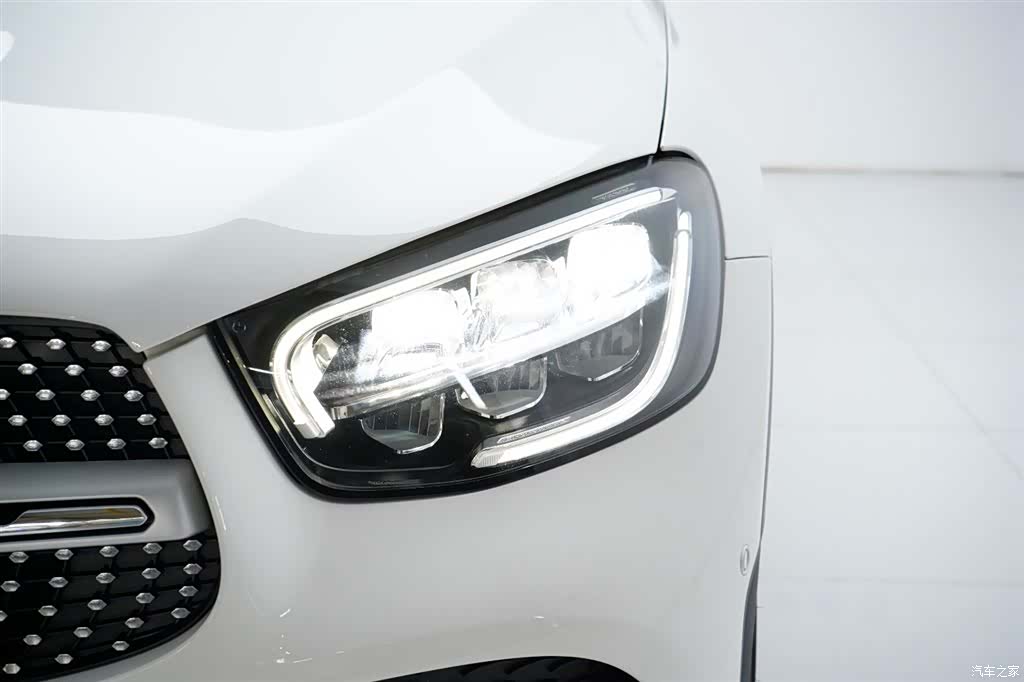 Mercedes-Benz GLC, 2022 10