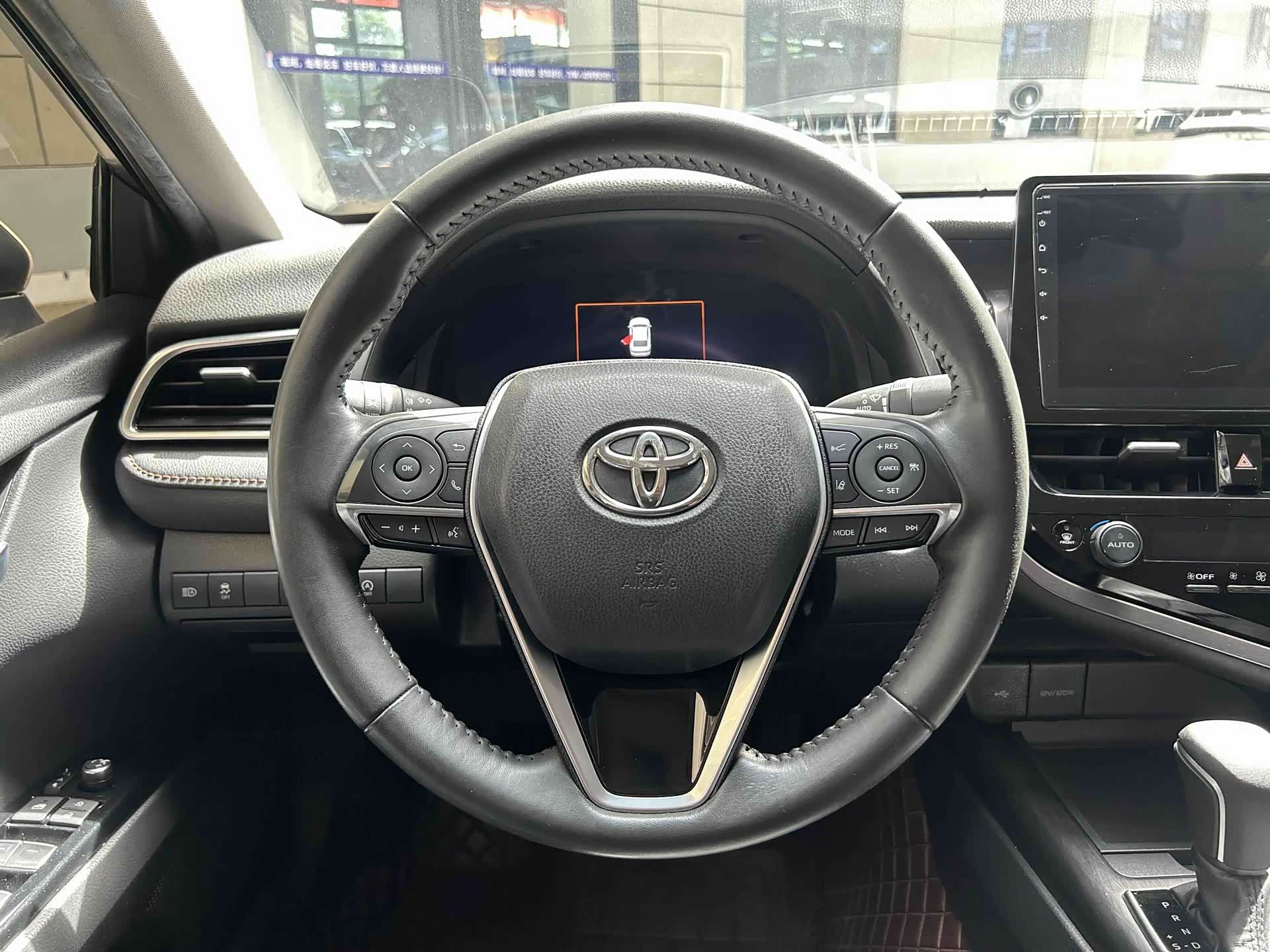 Toyota Camry, 2022 8