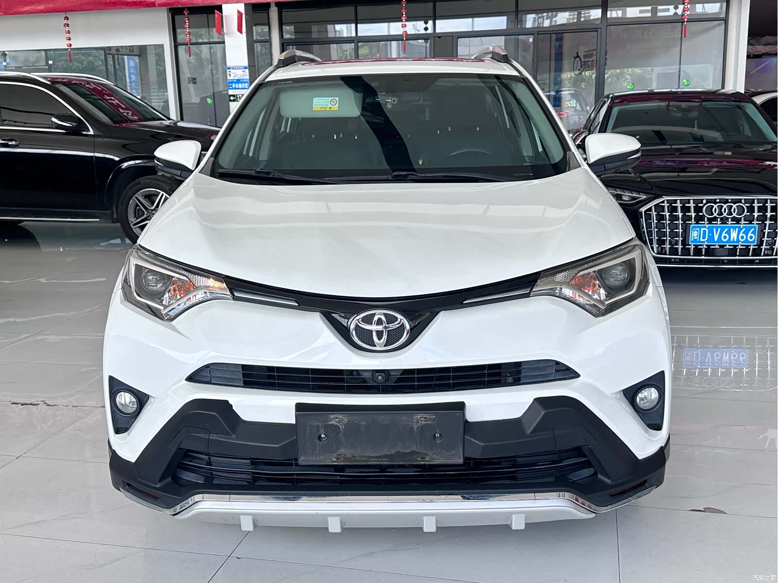 Toyota RAV4, 2018 2