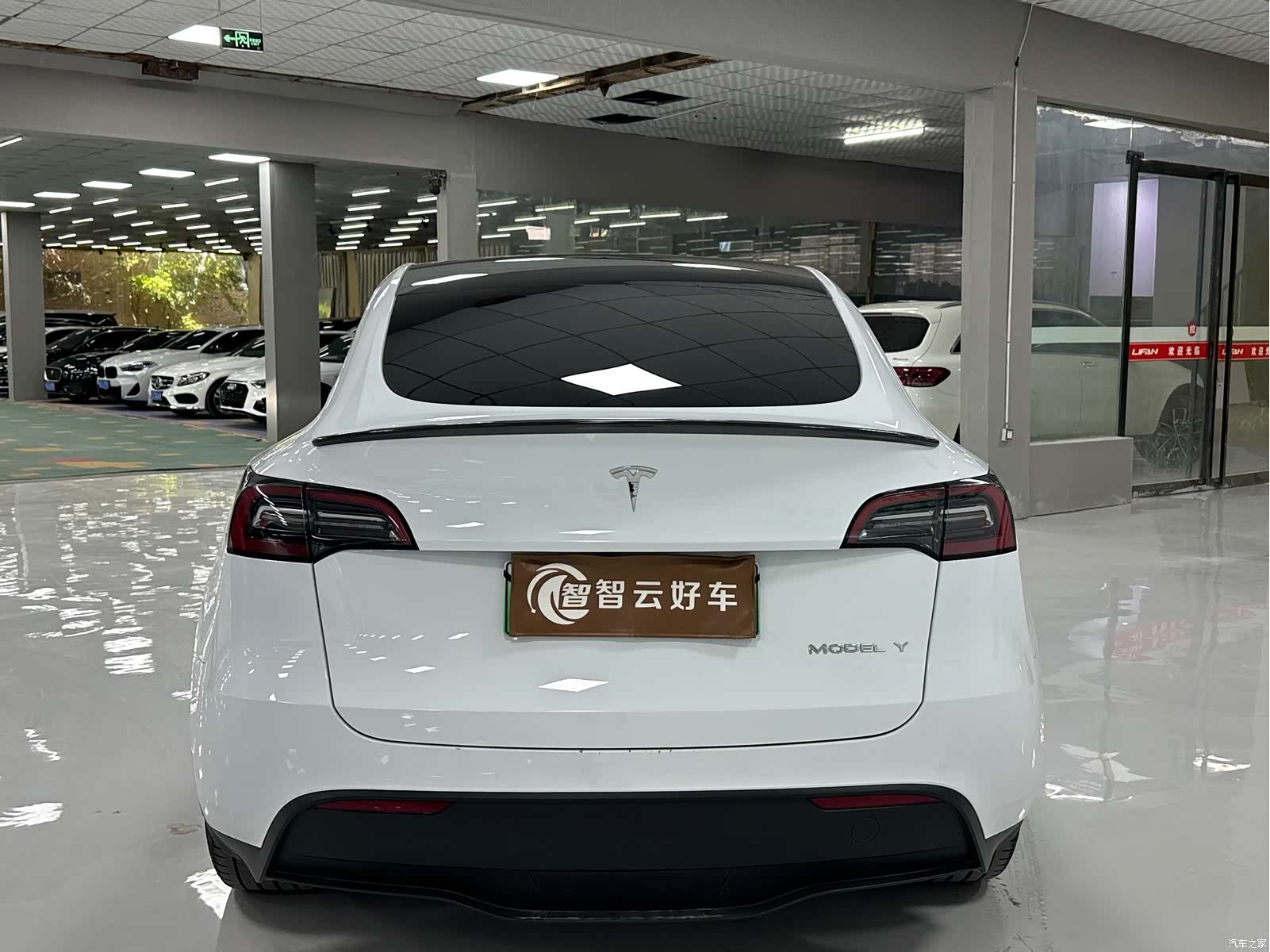 Tesla Model Y, 2023 8
