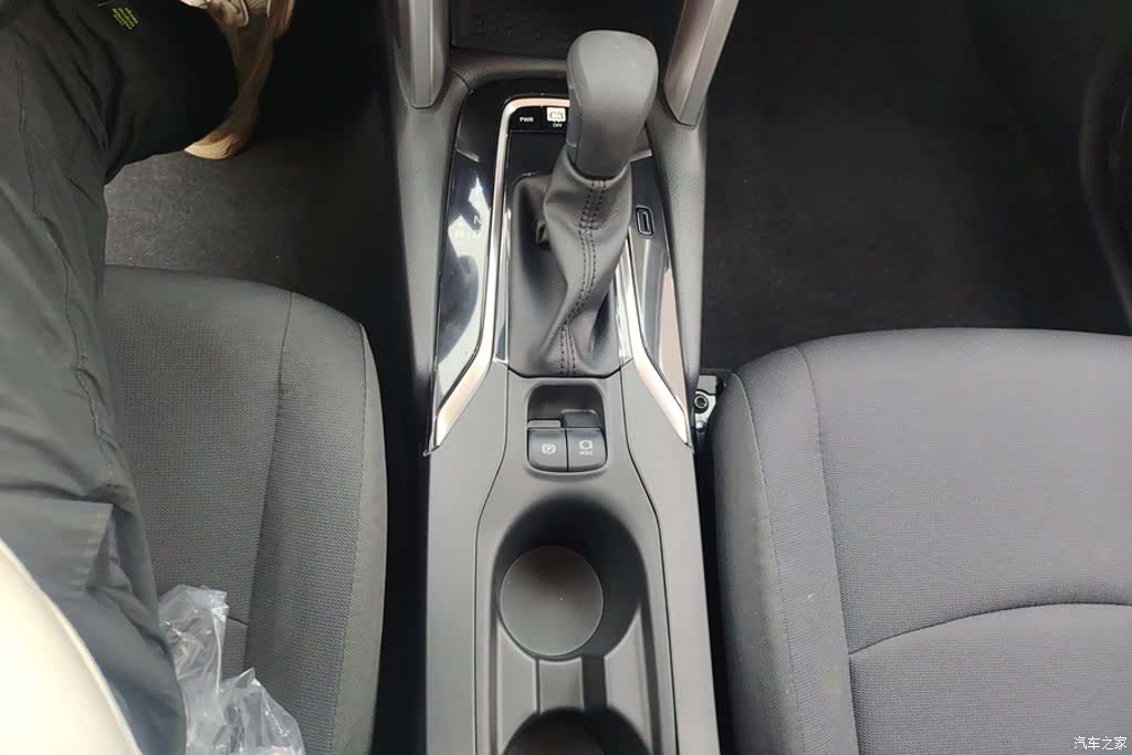 Toyota Corolla, 2026 16