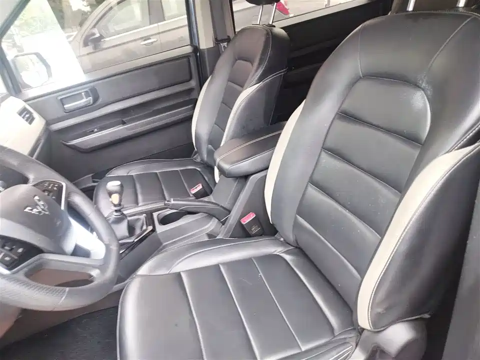 Wuling Wuling Hongguang PLUS