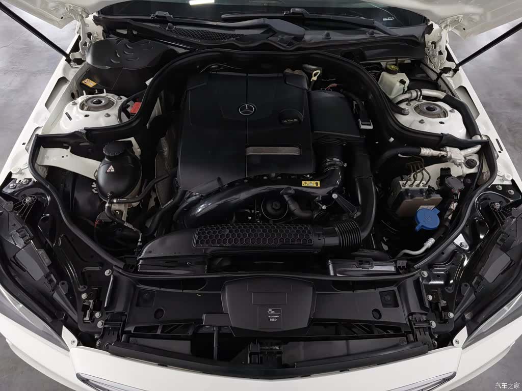 Mercedes-Benz E-Class, 2015 6