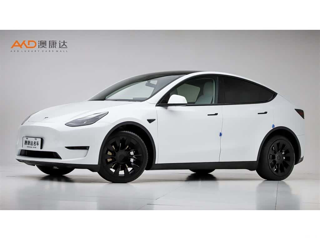 Tesla Model Y, 2024 1