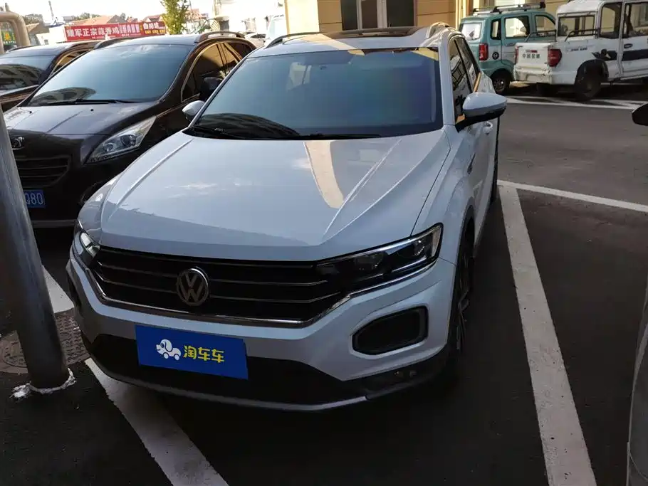 Volkswagen T-ROC exploring Songs