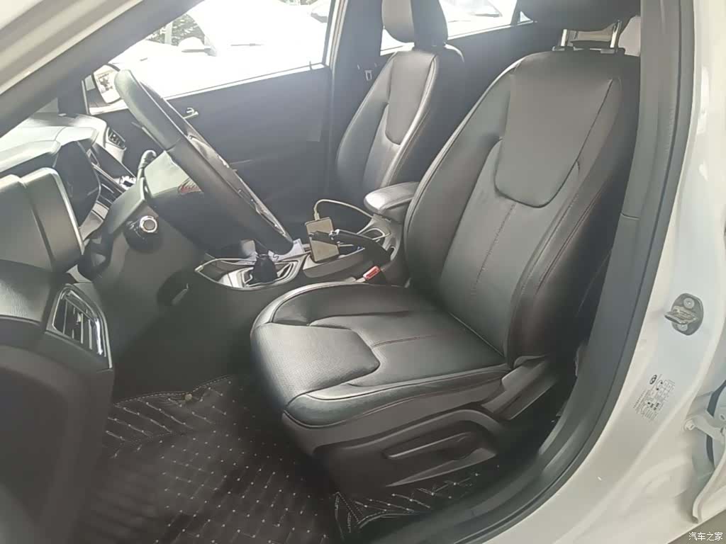 Chery 5, 2016 15