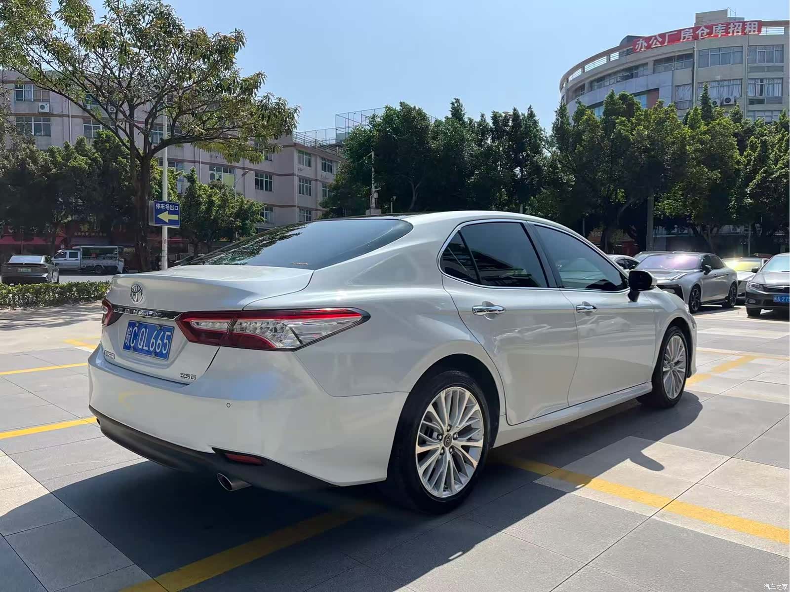 Toyota Camry, 2019 6