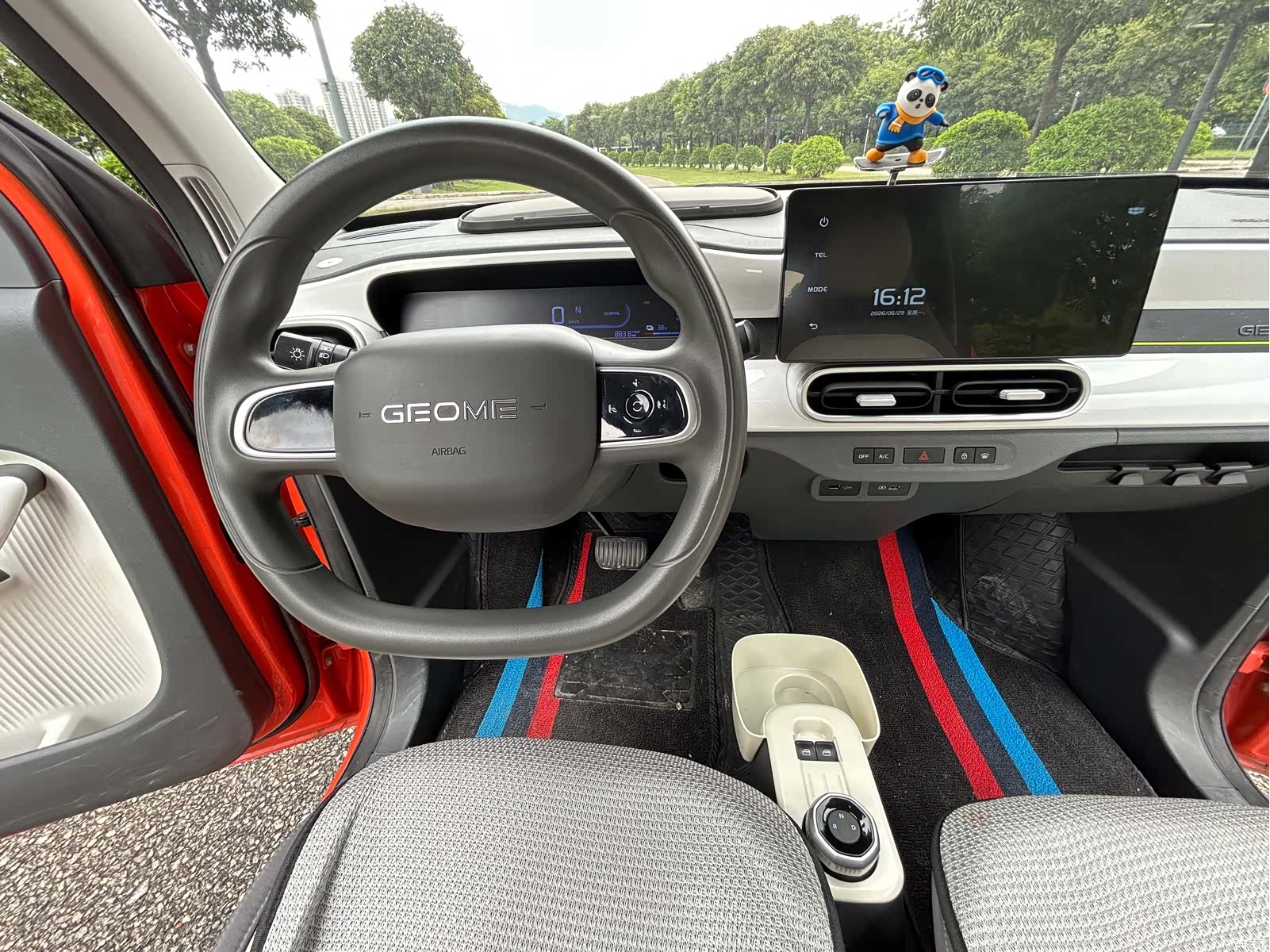 Geely Panda, 2024 8