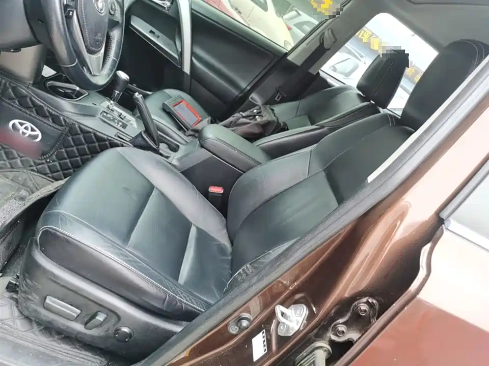 Toyota RAV4 Rongfang