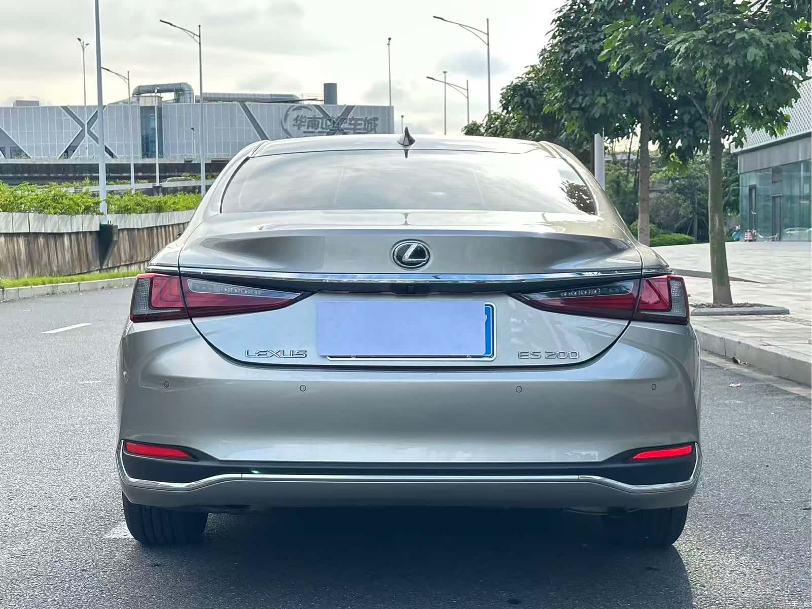 Lexus ES, 2024 13