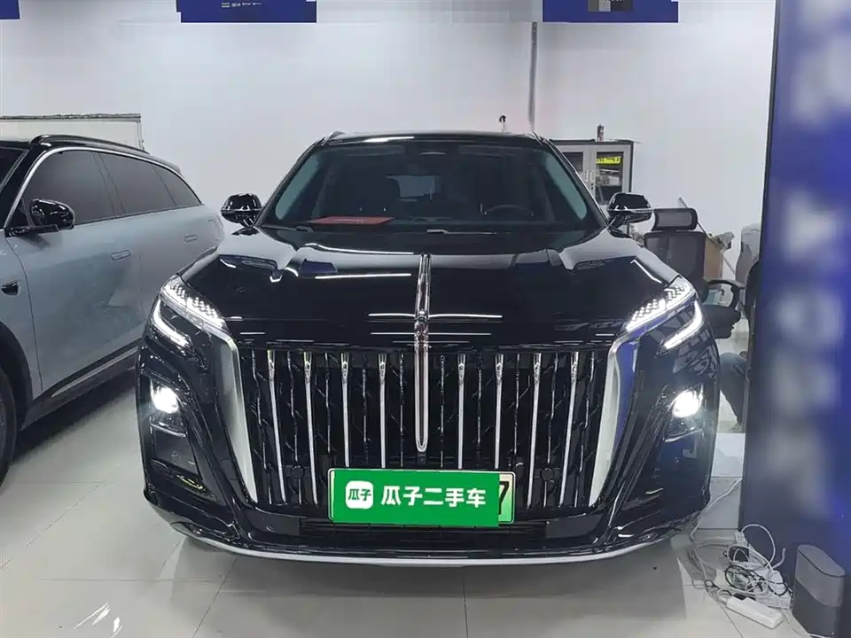 Hongqi HS3 PHEV