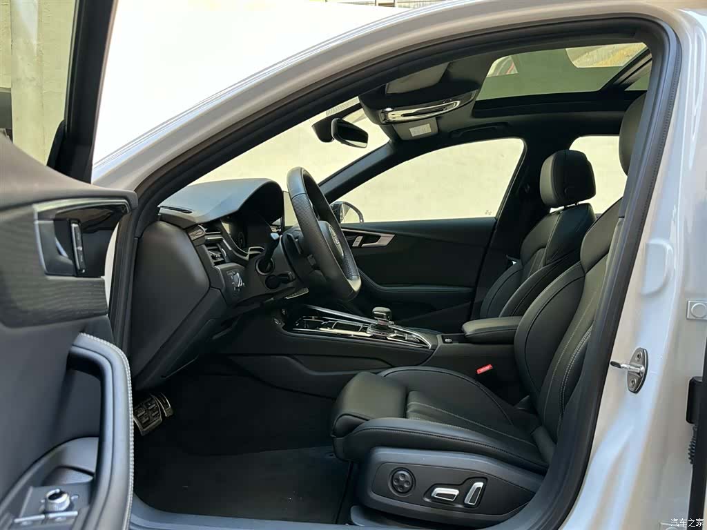 Audi A4L, 2024 9