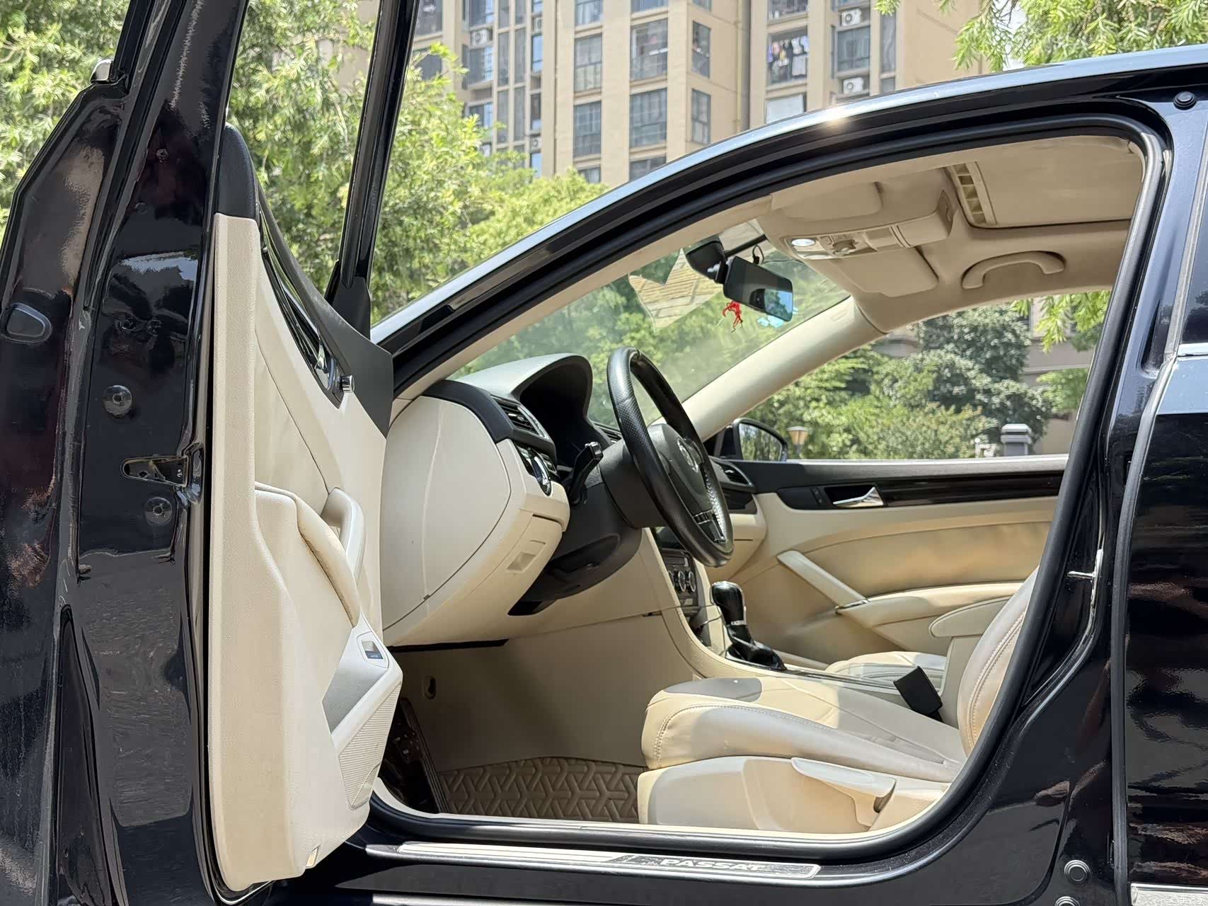 Volkswagen Passat, 2012 7