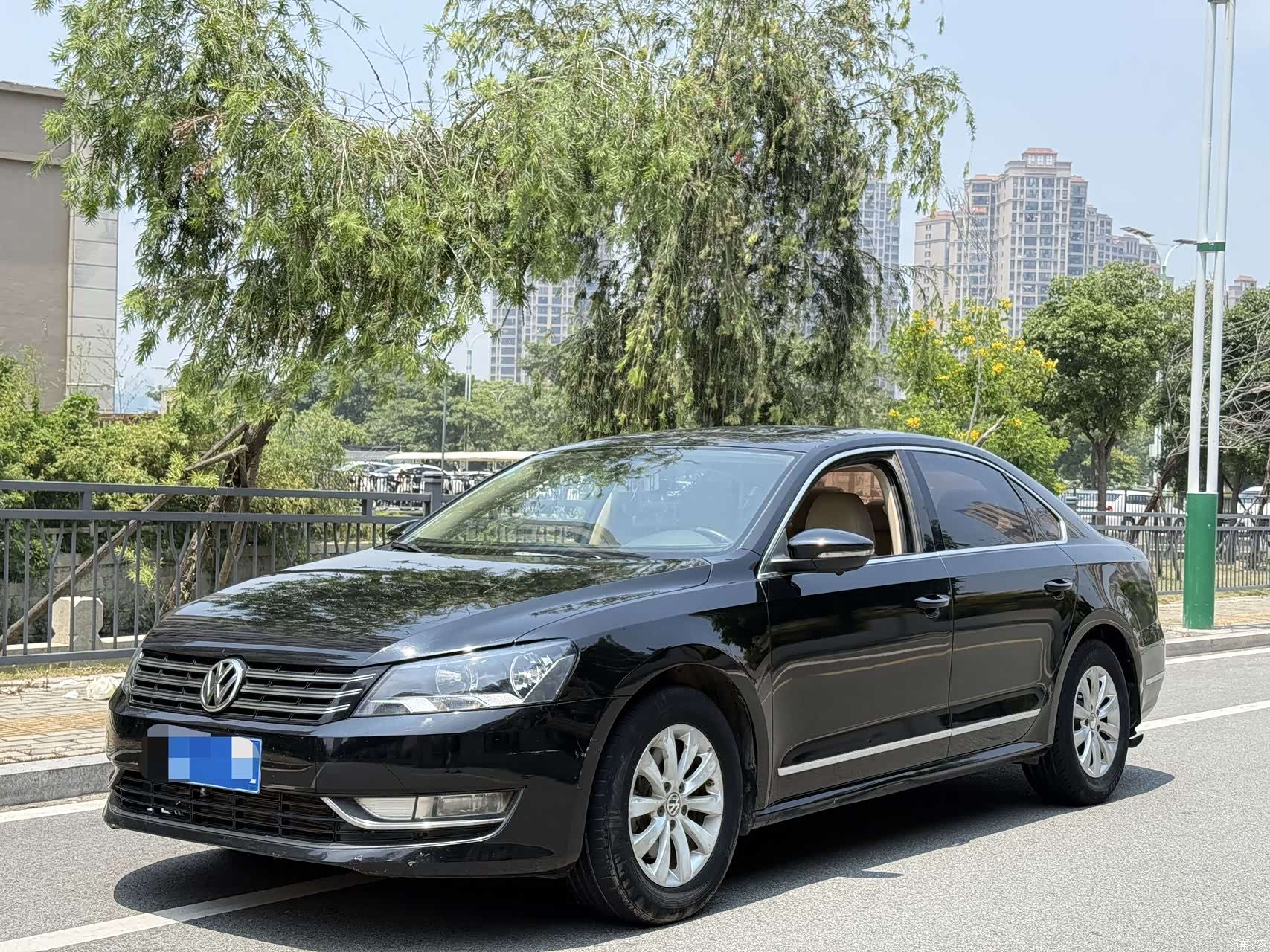 Volkswagen Passat, 2012 1