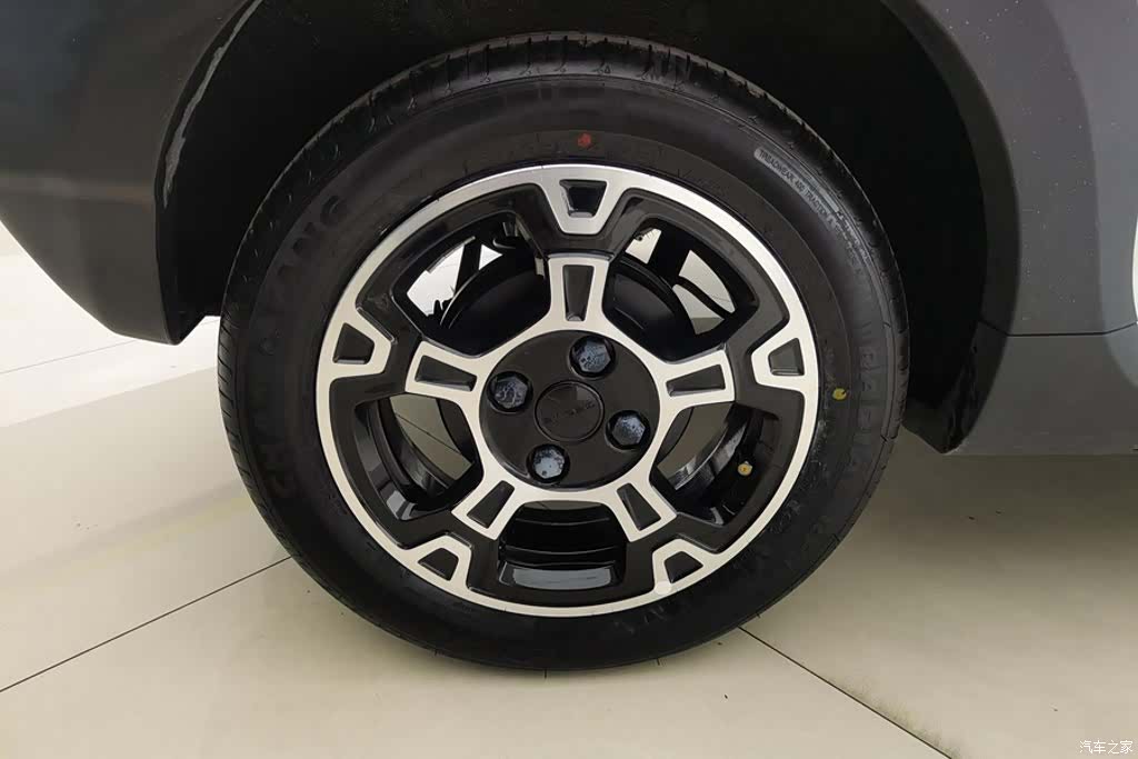 Geely Panda, 2024 6