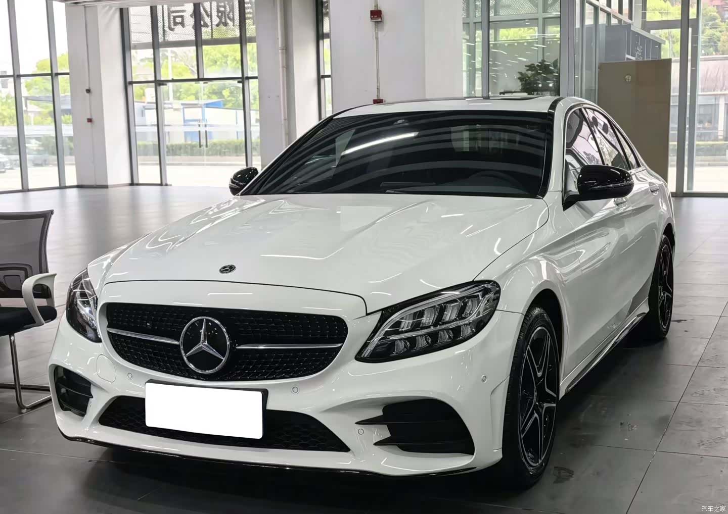 Mercedes-Benz C-Class, 2020 1