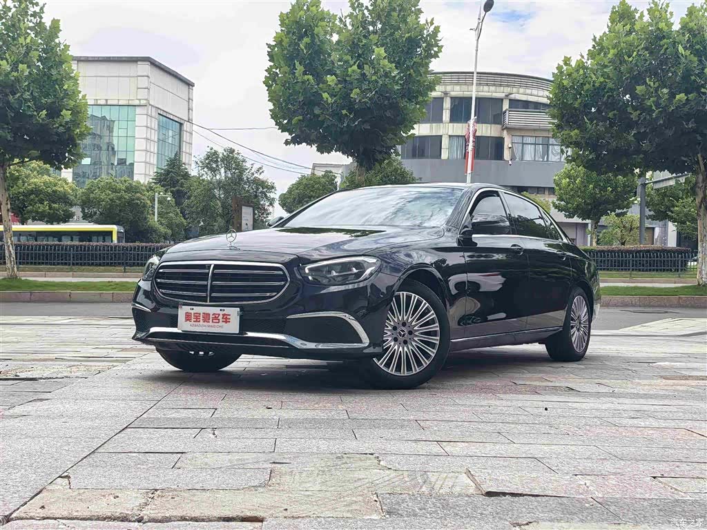 Mercedes-Benz E-Class, 2023 1